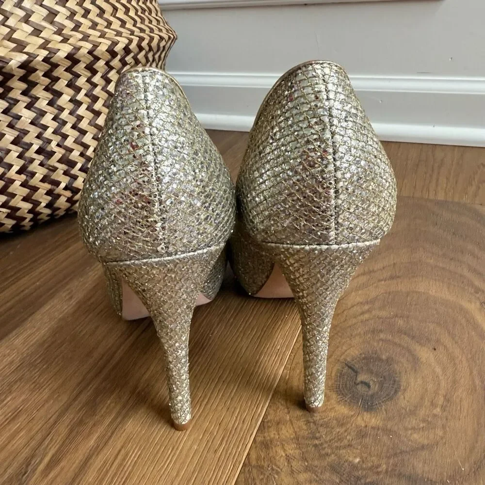 Badgley Mischka Humbie II Glitter Peep Toe Heel Gold Silver 9.5